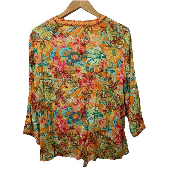 John Mark Women's Size M Embroidered Floral Button Tie Front Blouse 3/4 Sleeve - Picture 4 of 9